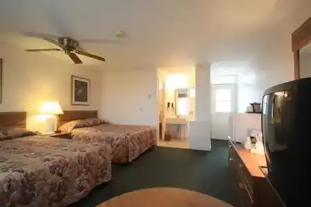 Wonder View Inn - 17