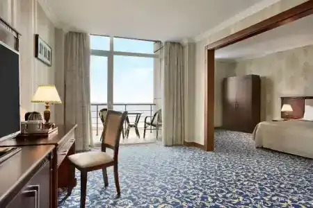 Ramada by Wyndham Baku - 38