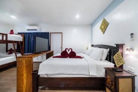 Crystal Bay Beach Resort - 88