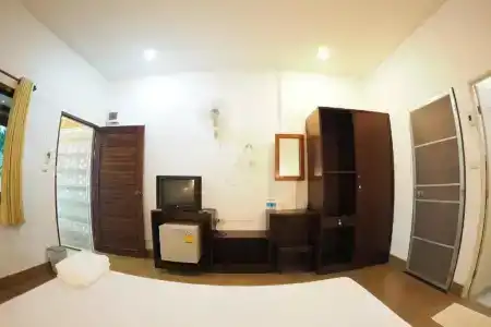 Wandee Bed & Breakfast - 88