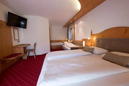Garni Irma Bed & Breakfast - 8