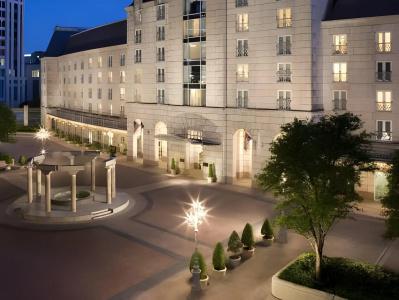 Crescent Court - 28
