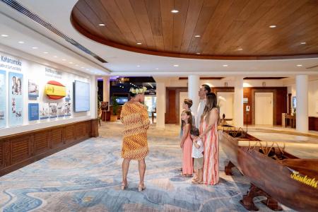 Outrigger Waikiki Beach Resort - 32