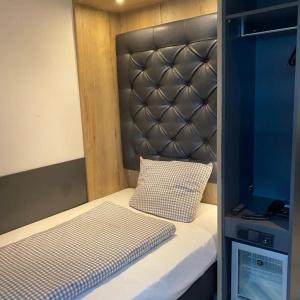 Munich Deluxe - 19