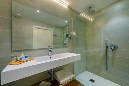 Son Corb Boutique - 32