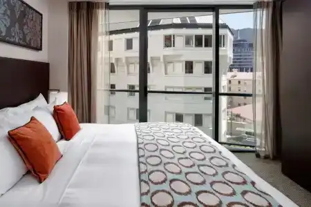 Rydges - 91