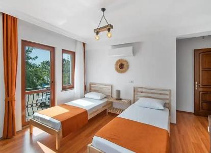 Fora Apart - 31