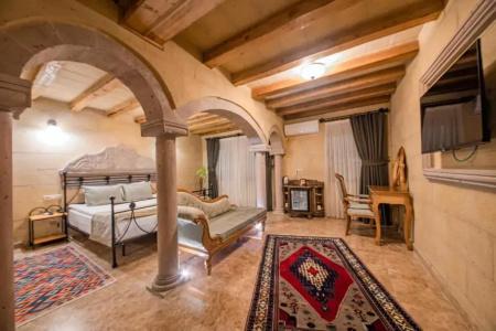 Luxury Cratus Stone Palace - 66