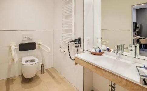 Best Western Comfort Business Düsseldorf-Neuss - 92