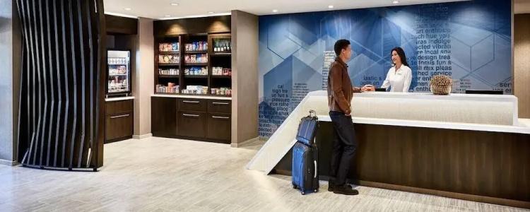 SpringHill Suites Portland Airport - 20