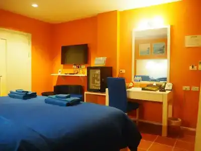 GrandBlue Resort & Beachclub - 5