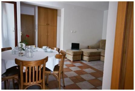and Rooms Degra - 9