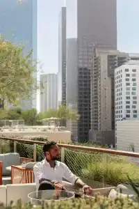 Conrad Los Angeles - 33