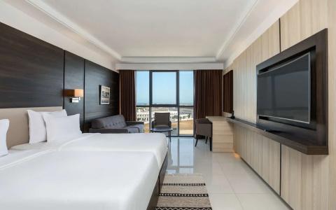Radisson - 3