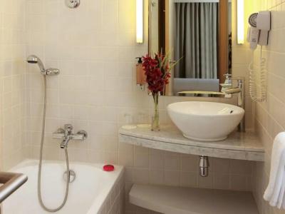 Novotel Suites Dubai Mall of the Emirates - 53