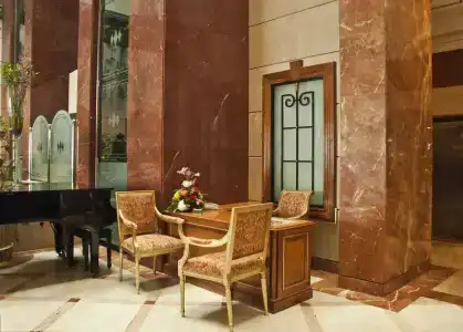 Regent Palace - 16