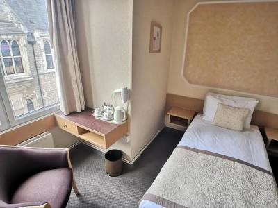 Lancaster Hall - 28