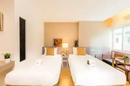 Baron Residence Bangkok - 35