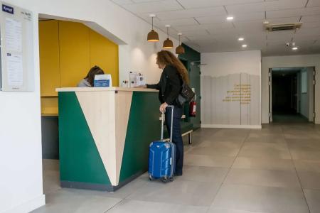 Kyriad Clermont-Ferrand-Sud - La Pardieu - 37