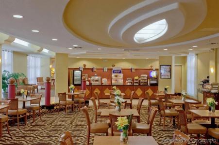 Holiday Inn Express Convention Center - 16