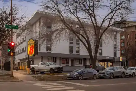 Super 8 by Wyndham Chicago IL - 18