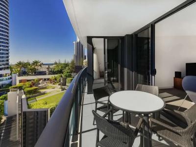 Peppers Broadbeach - 45