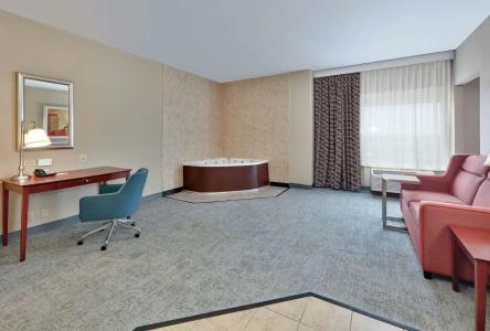 Hampton Inn & Suites I-20 - 14