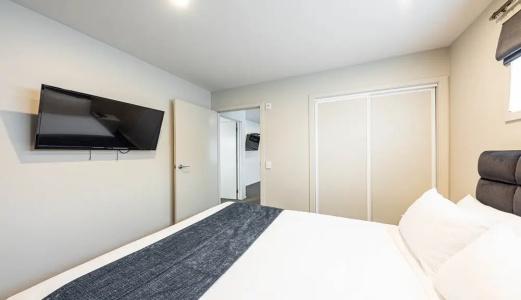 315 Riccarton - 105