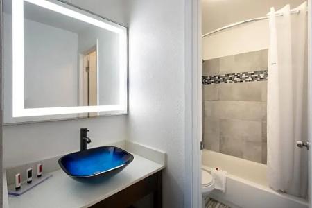 Baymont by Wyndham Charlotte University - 31