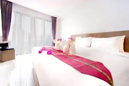 Phoenix Karon Beach - 43