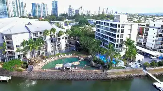 Paradise Island - 39