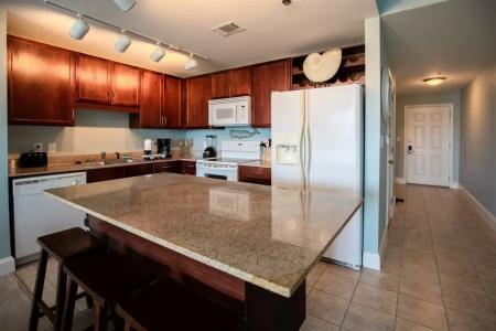 Laketown Wharf by Collection - 12