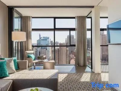 Fraser Suites - 99