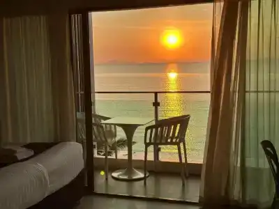 Golden Dragon Beach Pattaya - 5