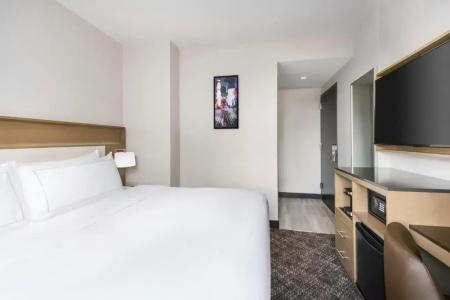 DoubleTree by Hilton New York Times Square South - 38