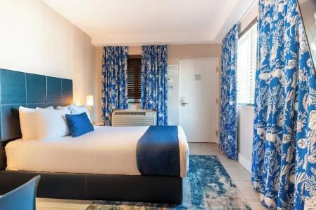Waterside and Suites - 67