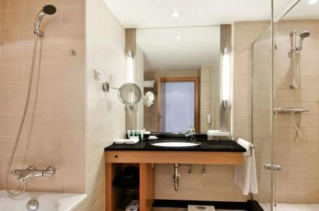 Crowne Plaza Budapest, An Ihg - 10