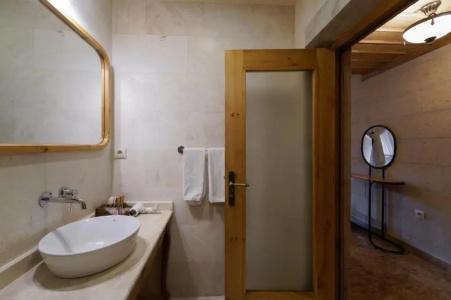 Luxury Cratus Stone Palace - 93