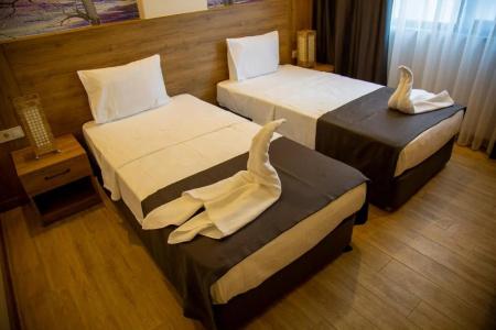 Golden World Suite - 1