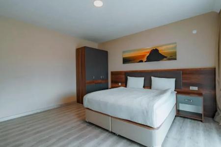 Empula & Residences - 114