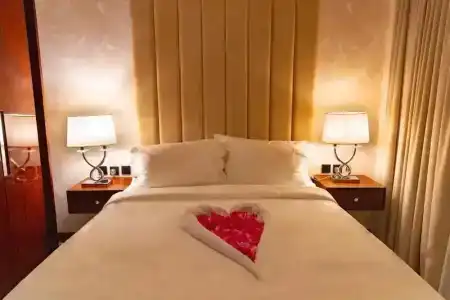 Ivory Inn - 40