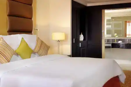 Petra Marriott - 5