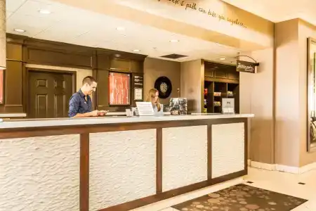 Hilton Garden Inn - 33