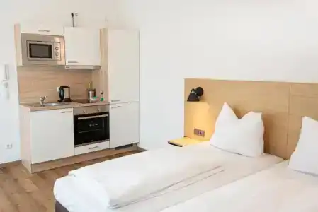 LA serviced - 19