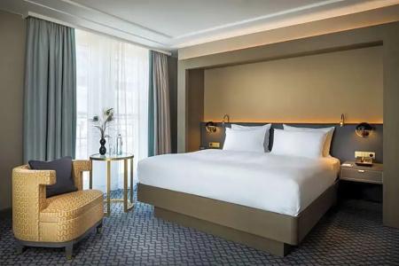 Hilton Vienna Plaza - 76