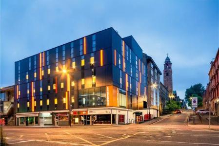 easyGlasgow City - 15