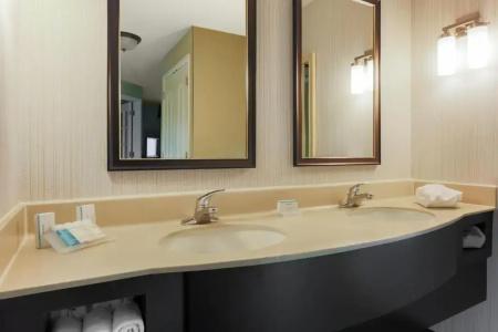 Hilton Garden Inn - 64