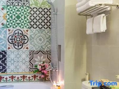 Ben Thanh Boutique - 112