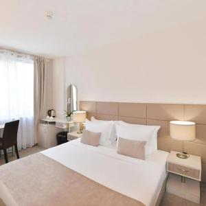 Best Western Art Plaza - 30