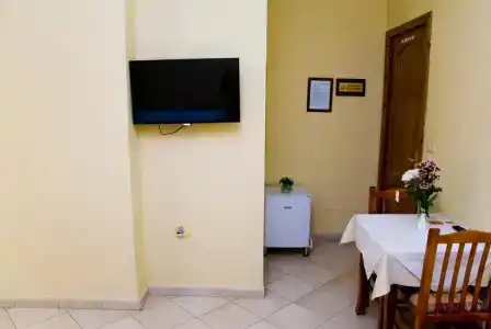 4 Stinet - 25